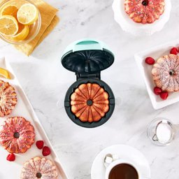 Máquina de Fazer Bolo 110v Bundt Portátil Cake Maker 110v - 7