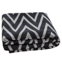 Ver imagem 4 de Tapete Para Sala ou Quarto 1,50M x 1,32M Antiderrapante Chevron Zig Zag Preto e Cinza