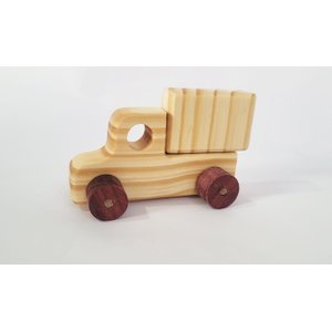 Caminhão de Madeira Maciça 3. Brinquedo Artesanal e Decoração.