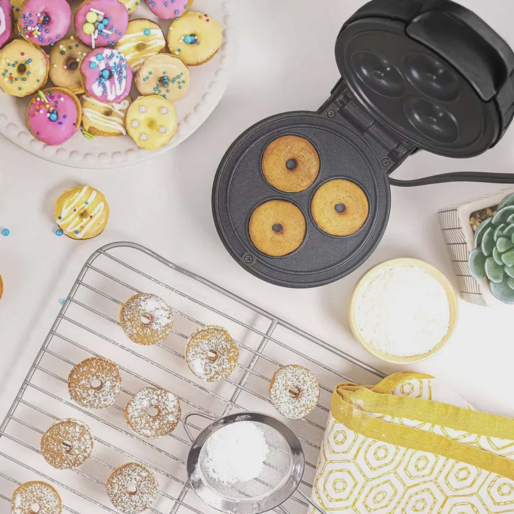 Máquina de Mini Donuts Rosquinhas Cozinha Antiaderente Sobremesa Confeitaria Culinária Biscoito Cria - 8