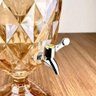 Suqueira Dispenser para Bebidas Suco Ponche 3 Litros Dourada em Vidro com Torneira - 2