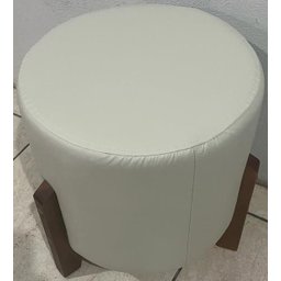 Puff Banqueta Thor Luxo 3 Pés Madeira Maciça, Luxo e Elegância para Seu Lar Corino Bege - Jrc Móveis - 5