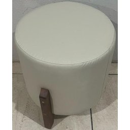 Puff Banqueta Thor Luxo 3 Pés Madeira Maciça, Luxo e Elegância para Seu Lar Corino Bege - Jrc Móveis - 6