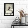 Quadro para Banheiro Macaquinho no Banho 45x34cm - com Vidro:moldura Preta - 1