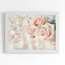 Ver imagem 1 de Quadro Rosas Flores Brancas Foto Moldura Branca 60x40cm
