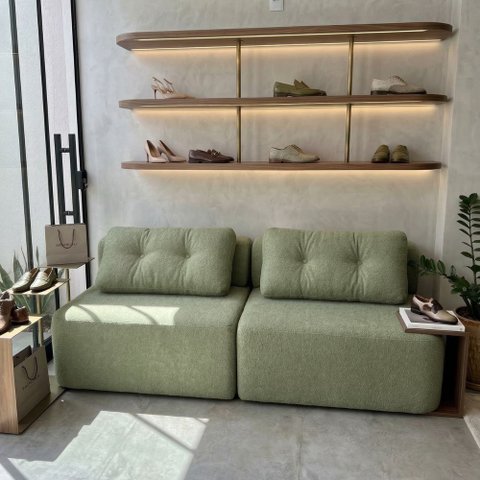 Sofá Modular Cielo 240cm Recepção Loja Sala de Estar Bouclê Verde - Montanari's Decor