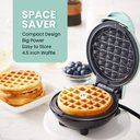 Ver imagem 2 de Elite Gourmet Ewm015m Máquina de Waffles Elétrica Mini 4.5" Menta