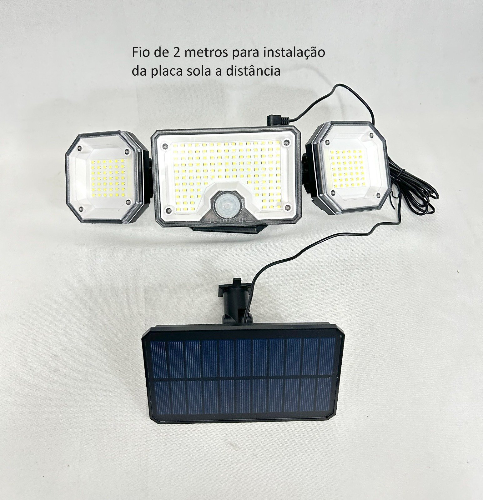 Luminária Solar com Sensor e Controle Remoto 380 Lumens 3 Cabeças Placa com Fio - 2