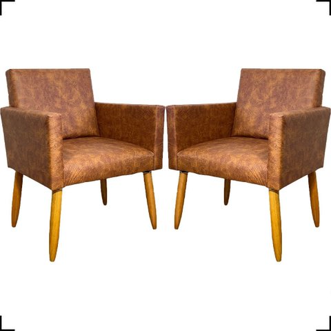 Kit 2 Poltronas Decorativa para Sala Recepção Consultório Nina Corino Cores Pé Palito 30 Cm Castanho