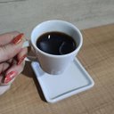 Ver imagem 3 de Kit 12 Xícaras de Café 90ml em Porcelana Branca com Pires Quadrado Germer