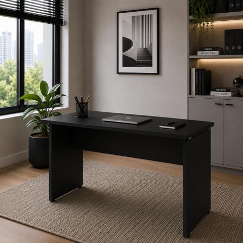 Mesa Retangular Escrivaninha 135cm x 60cm Tampo 25mm com Pés Painel F5 Office Cor:Preto