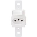Ver imagem 1 de Tomada 2P+T 10A 250 Volts com 1 Interruptor Simples Blanc - 1339 - FAME TOMADA PADRAO+INTER SIMPLES