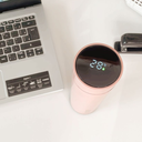 Ver imagem 3 de Garrafa Térmica para Água em Aço Inox com Termômetro Digital Led 500ml - Azul