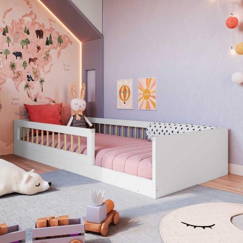 Cama Infantil Montessoriana 85cm X 194cm Grades de Proteção Cor:branco