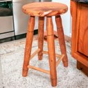 Ver imagem 4 de Kit 2 Banqueta Envernizada de Madeira Maciça 50 Cm de Altura Tamborete Cadeira Casa Restaurante