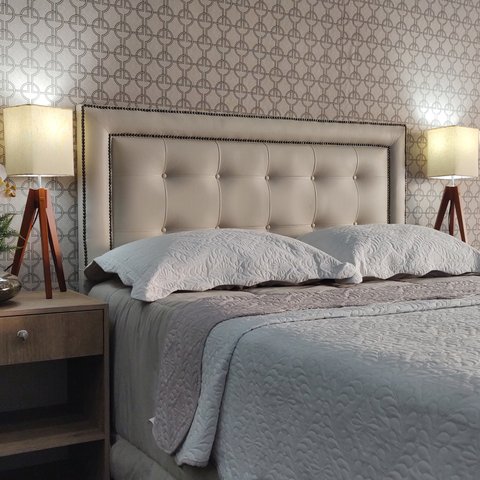 Cabeceira Cama King Veneza 10 Diamond com Tachas Corano Bege 120 Rbl