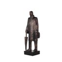 Ver imagem 1 de Escultura Decorativa Homem com Guarda Chuva em Resina Bronze 43cm Ss0344 Btc