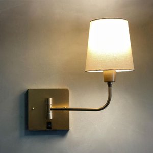 Arandela Luminária de Parede Clássico Articulável Dourado com Cúpula Bege Decoração Iluminação