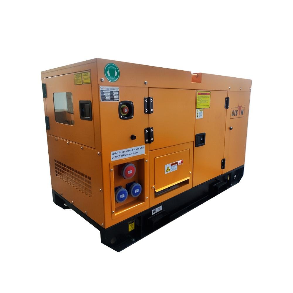 Gerador de Energia a Diesel Cabinado 20 Kva, 220/380v Trifásico com Painel Ats - 5