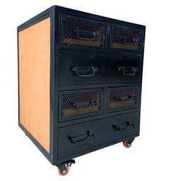 Cômoda Grande para Quarto com 6 Gavetas - Modelo Industrial - Ferro Preto e Madeira Maciça Canela - 7