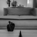 Ver imagem 4 de Escultura Decorativa de Mesa de Cerâmica Preto Fosco Romance