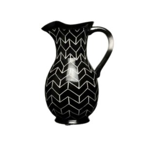 Jarro em cerâmica dolomita com estampa Chevron preta e branca e acabamento tipo glaze