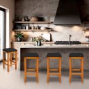 Ver imagem 1 de Kit 2 Banquetas Alta Decorativa Lívia para Balcão Cozinha Base em Madeira Suede Preto