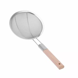Peneira Escumadeira Malha Fina Frituras Inox e Madeira 18cm