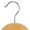 Ver mais imagens de Kit 6 Cabides de Madeira com Verniz – Sofisticação e Durabilidade