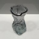 Ver imagem 4 de Vaso Decorativo de Vidro Fumê 21x9x13cm Enfeite Sala Mesa Estante Aparador