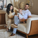 Ver imagem 2 de Sofá Íris 2 Lugares Luxo Linho e Couro Sintético | Sofá para Sala Moderna Conforto Premium