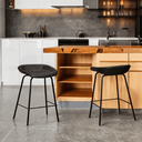 Ver imagem 2 de Banqueta Média Leather 65 Cm Estrutura em Aço Assento em Courissimo Preta - Edecasamoveis