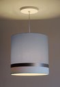 Ver imagem 2 de Lustre Pendente Cinza Faixas Bronze Cúpula 25x25 Tom Luz