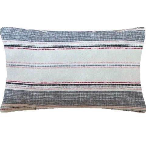 Almofada Retangular Listrada Impermeável 50x28cm