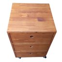 Ver imagem 4 de Gaveteiro de Madeira Maciça Pinus Finger com 3 Gavetas e 4 Rodízios Cor Castanheira