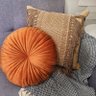 Almofada Redonda Veludo Rendy Terracota - 3