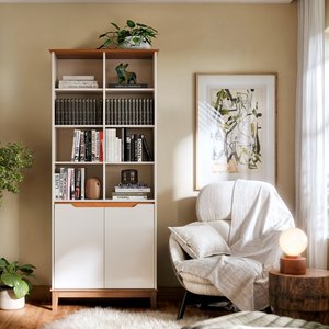 Estante para Livros Livreiro com 2 Portas e Nichos Prateleiras Off White / Freijó