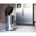 Ver imagem 7 de Lixeira em Inox 12 Litros Cesto de Lixo Tampa Pedal Luxo Grande Banheiro Cozinha Escritorio