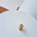 Ver imagem 6 de Lixeira Branca com Detalhes em Dourado 6 Litros Alumínio Suspensa Cozinha Escritório Level - Édecasa