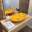 Amarelo