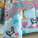 Ver imagem 2 de Kit Edredom Alegria Dupla Face Solteiro 2 Peças Malha Estampada 100% Algodão Panda Love