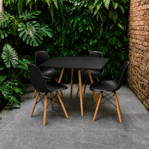 Conjunto de Mesa e Cadeiras Eames Preto Base de Madeira Tampo Quadrado de 70cm + 4 Cadeiras