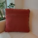 Ver imagem 5 de Capa de Almofada Artesanal Cordão Bordo Terracota 45x45