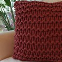 Ver imagem 4 de Capa de Almofada Artesanal Cordão Bordo Terracota 45x45