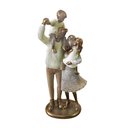 Ver imagem 1 de Escultura Decorativa Familia Resina 29 Cm Espressione