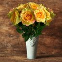 Ver mais imagens de 9 Rosas Artificiais Creme em Haste Longa para Vasos e Enfeites Luxuosos
