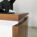 Ver mais imagens de Conjunto para Escritório 6 Pessoas Kit 6 Mesas Operacionais 1450 com Gavetas Marrom/Freijó/Branco Artany