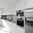 Ver imagem 2 de Papel de Parede Branco Vinil Adesivo Envelopamento Liso Lavável Móveis Mesa Armário Quadro Lousa 5m