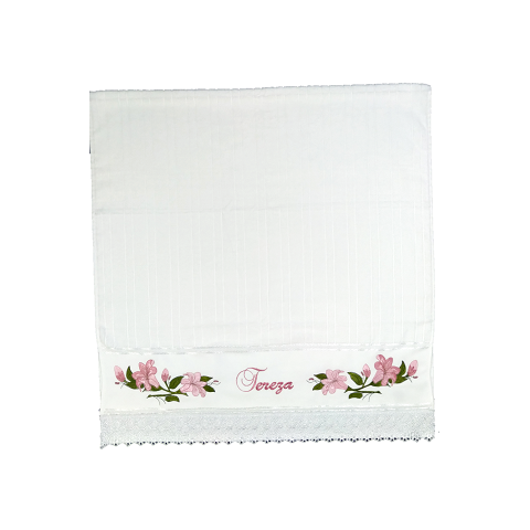 Toalha de Banho Bordada. Estampa: Lírios. Cor Branco. Dohler Artesanalle