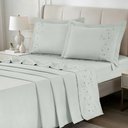 Ver imagem 2 de Jogo de Cama Lençol Casal Nuance Micropercal 300 Fios Cinza Bordado Floral 4 Peças